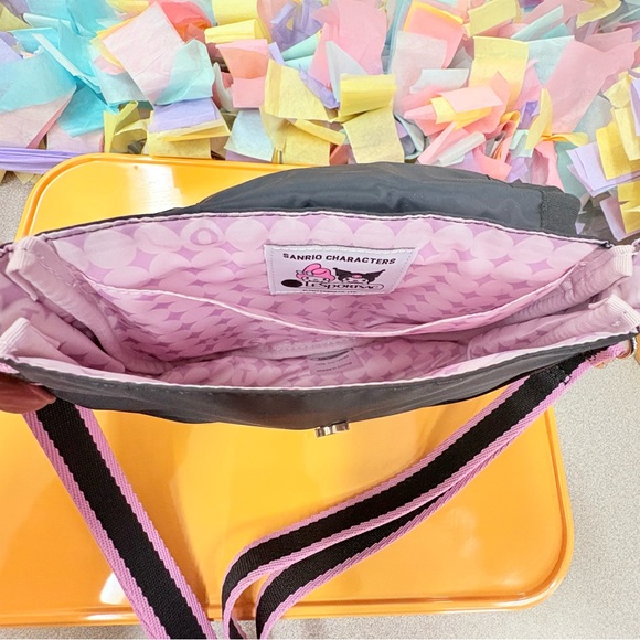 Kuoromi Black and Pink Crossbody Bag - Picture 3 of 16